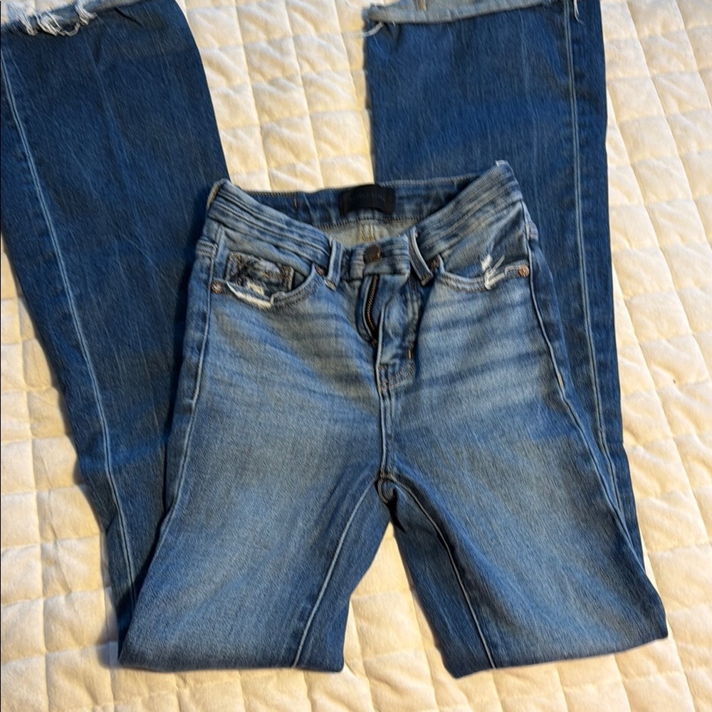 Women's Blue Denim Jeans - Classic Slim Fit